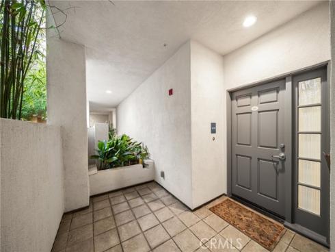 25422  Sea Bluffs  103  Drive, Dana Point, CA