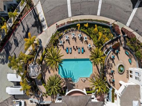 25422  Sea Bluffs  103  Drive, Dana Point, CA