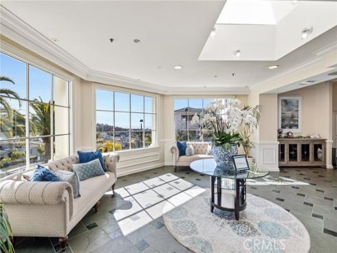 25422  Sea Bluffs  103  Drive, Dana Point, CA