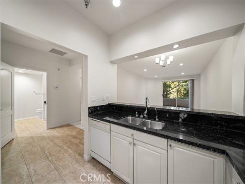 25422  Sea Bluffs  103  Drive, Dana Point, CA