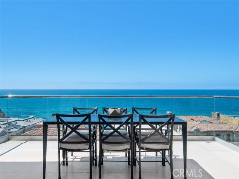 7 Pacific Wave Circle, Dana Point, CA