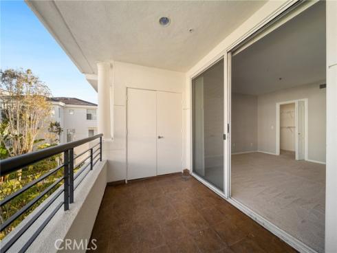 25432  Sea Bluffs  302  Drive, Dana Point, CA