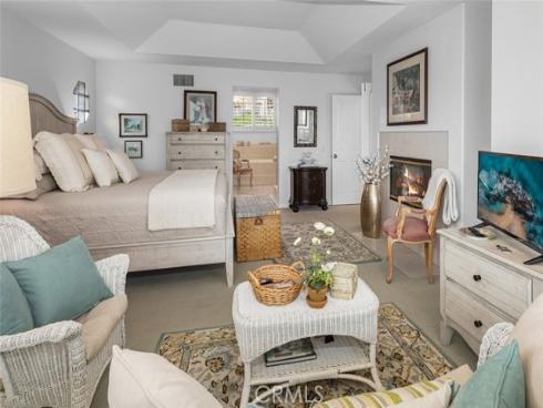 25382  Village   Road, Dana Point, CA