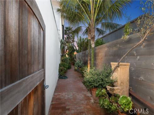 35581  Beach   Road, Dana Point, CA