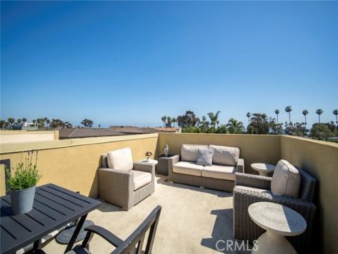 2047 Doheny Way, Dana Point, CA