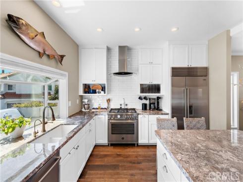 65 Centre Court, Dana Point, CA