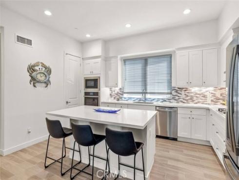 985 Doheny Way, Dana Point, CA