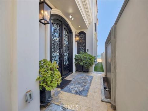 35611  Beach   Road, Dana Point, CA