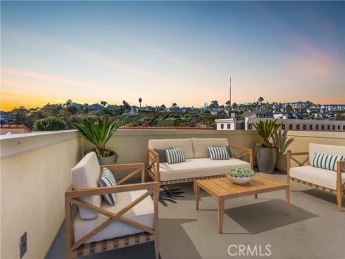 3321  Doheny   Way, Dana Point, CA