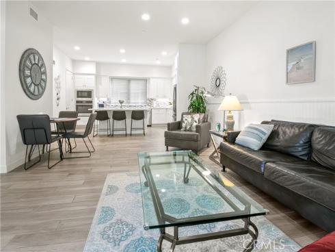 985 Doheny Way, Dana Point, CA