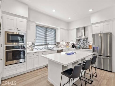 985 Doheny Way, Dana Point, CA