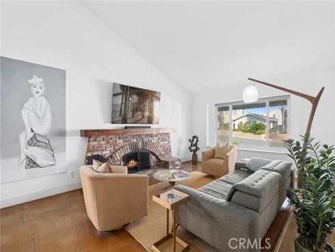 33121 Mesa Vista Drive, Dana Point, CA