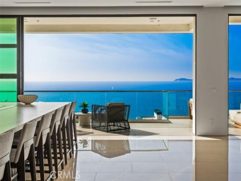 7 Pacific Wave , Dana Point, CA