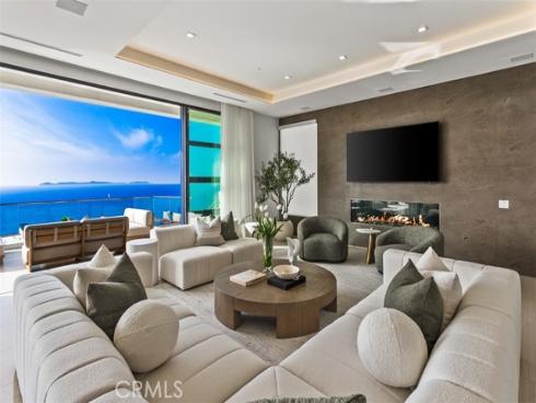 7 Pacific Wave , Dana Point, CA