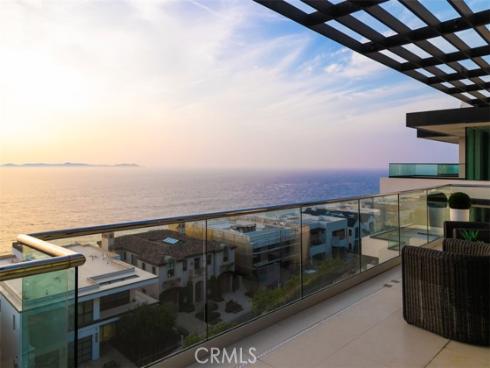 7 Pacific Wave , Dana Point, CA