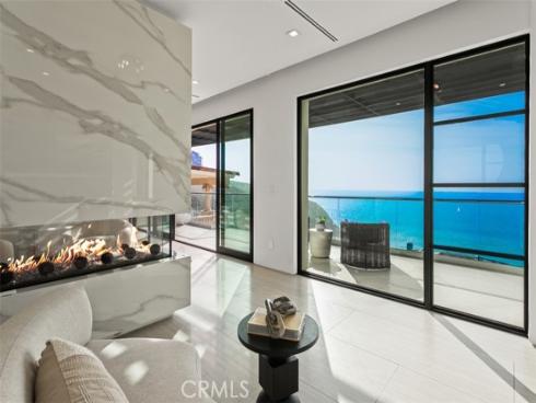 7 Pacific Wave , Dana Point, CA