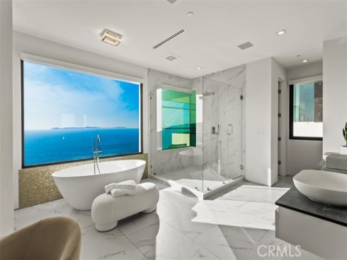 7 Pacific Wave , Dana Point, CA