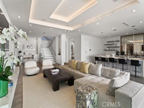 7 Pacific Wave , Dana Point, CA