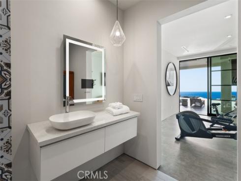 7 Pacific Wave , Dana Point, CA