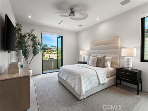 7 Pacific Wave , Dana Point, CA