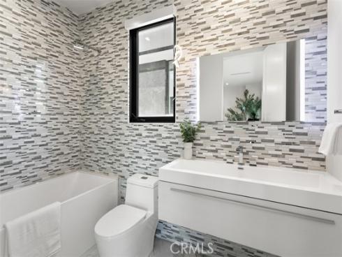 7 Pacific Wave , Dana Point, CA