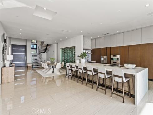 7 Pacific Wave , Dana Point, CA