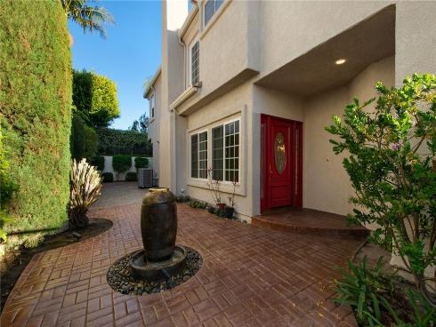 30  Saint Michael  , Dana Point, CA