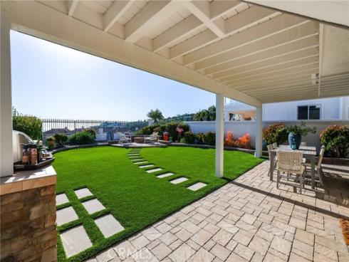15  Santa Lucia  , Dana Point, CA