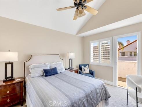 16  Saint John  , Dana Point, CA