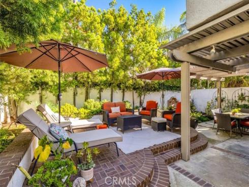 16  Saint John  , Dana Point, CA