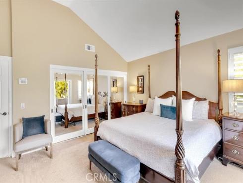 16  Saint John  , Dana Point, CA