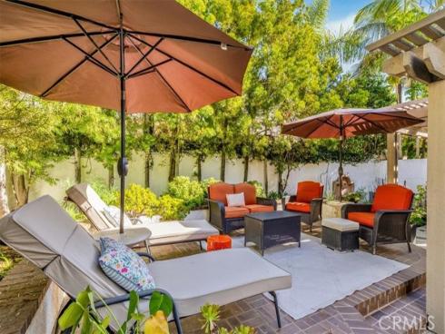 16  Saint John  , Dana Point, CA