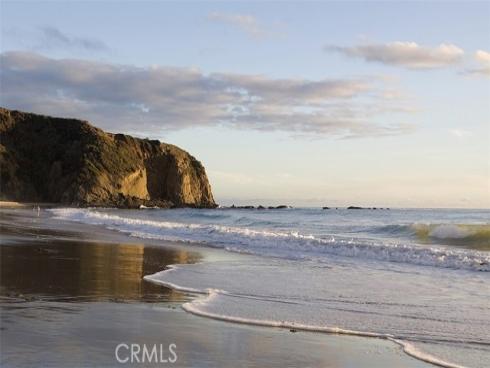 16  Saint John  , Dana Point, CA