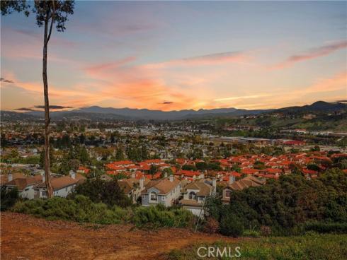 16  Lapis Avenue  , Dana Point, CA