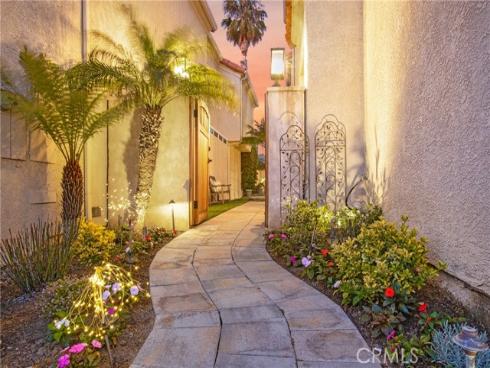 70  Saint Michael  , Dana Point, CA