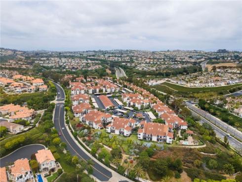 20 Corniche H Drive, Dana Point, CA