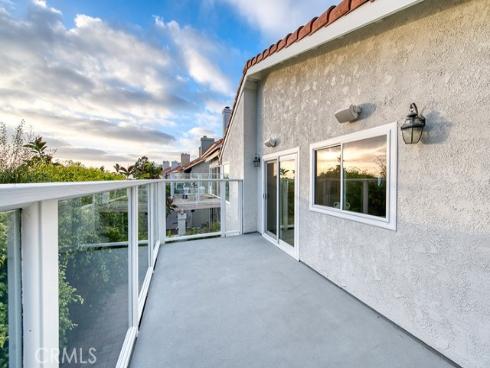 27 Palm Beach Court, Dana Point, CA