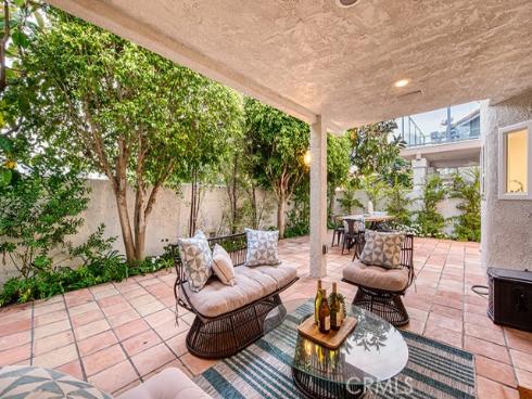 27 Palm Beach Court, Dana Point, CA