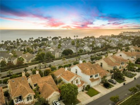 27 Palm Beach Court, Dana Point, CA