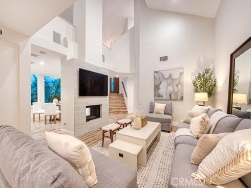 27 Palm Beach Court, Dana Point, CA