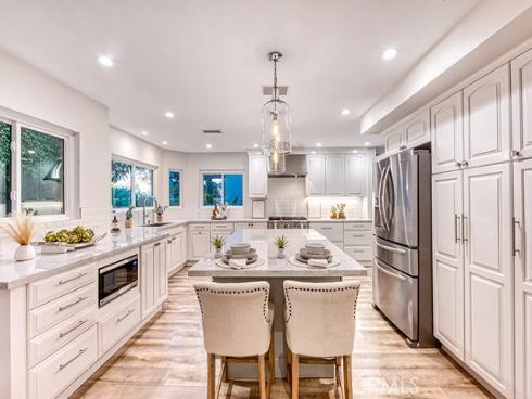 27 Palm Beach Court, Dana Point, CA