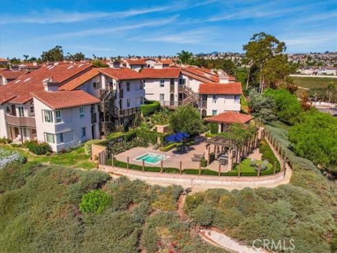 34 Corniche D , Dana Point, CA