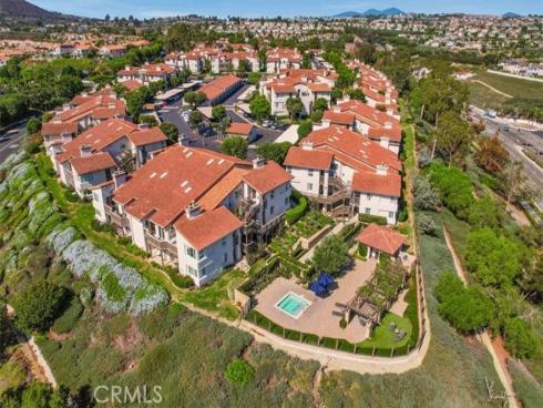 34 Corniche D , Dana Point, CA