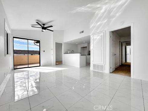 17333 Brookhurst D6 Street, Fountain Valley, CA