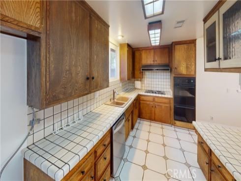 17573 Santa Cristobal Street, Fountain Valley, CA