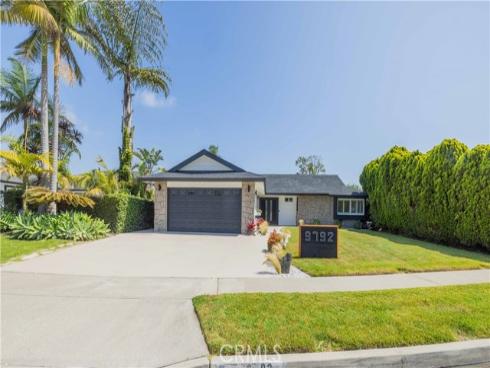 9792 La Arena Circle, Fountain Valley, CA