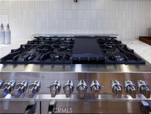 9792 La Arena Circle, Fountain Valley, CA