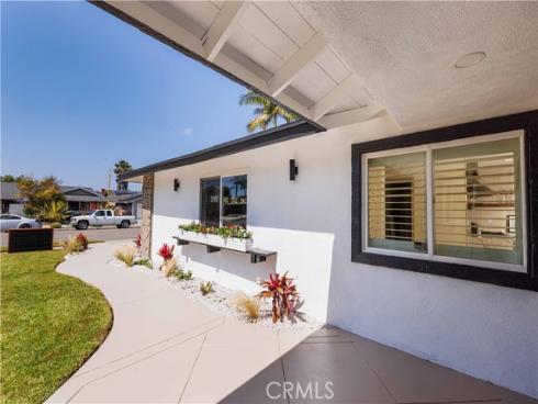 9792 La Arena Circle, Fountain Valley, CA