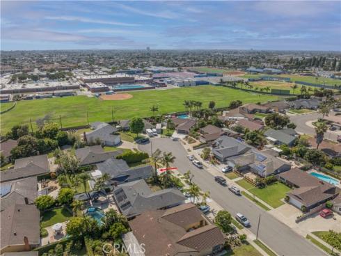 9792 La Arena Circle, Fountain Valley, CA