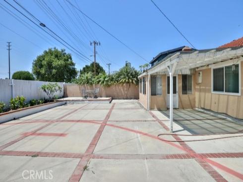 17475 Santa Lucia Street, Fountain Valley, CA